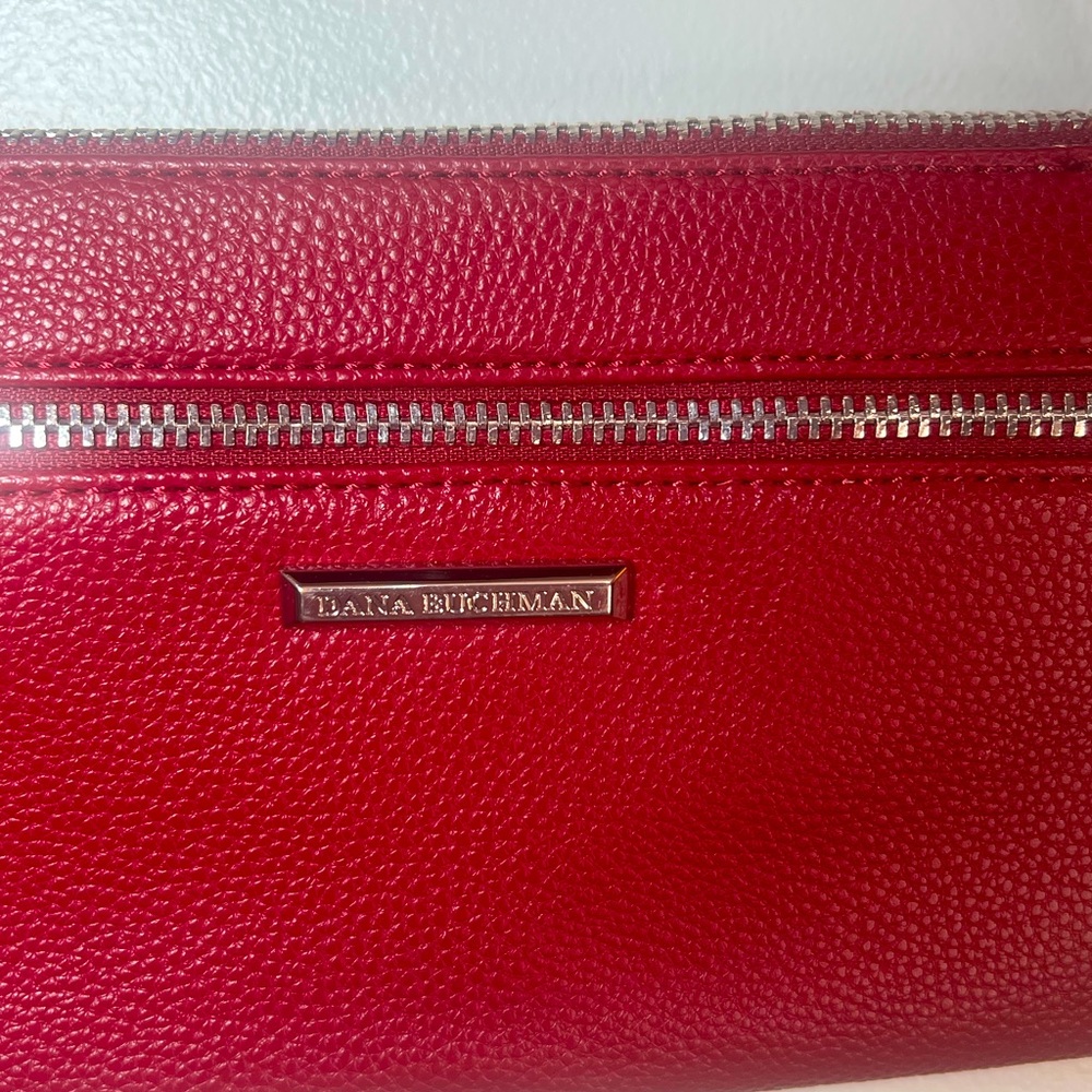 NWOT Dana Buchman Red Wristlet Clutch Purse Wallet Adjustable Strap 9 × 5 - Picture 6 of 6